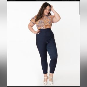 Unique Vintage Indigo Denim High Waist Rizzo Cigarette Pants size 14.